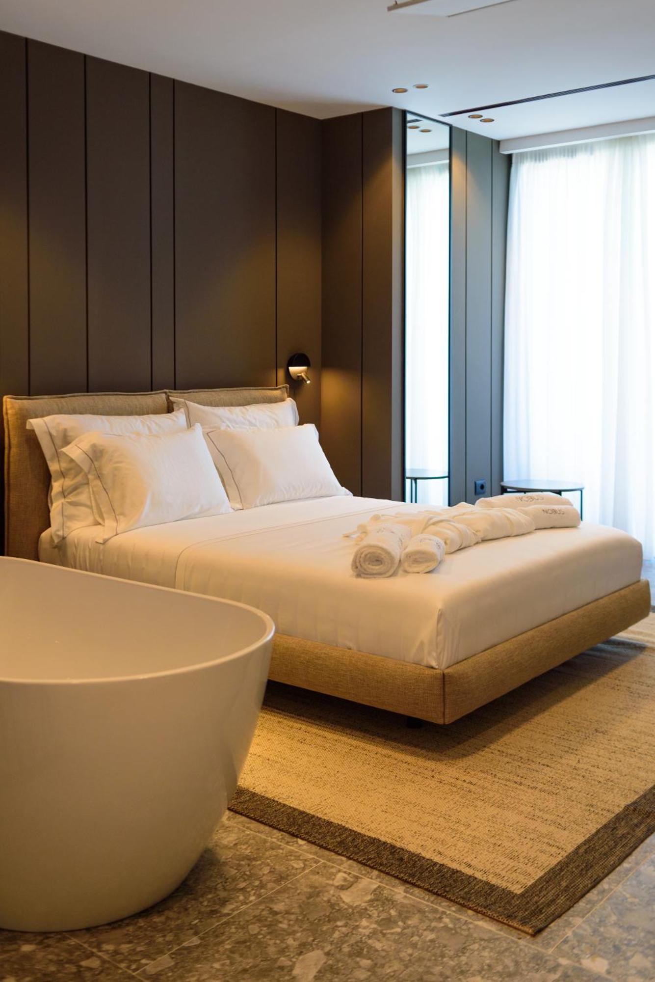 Nobus Hotel & Spa Vlorë Extérieur photo