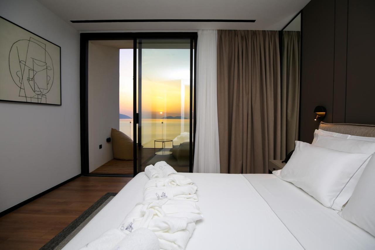 Nobus Hotel & Spa Vlorë Extérieur photo