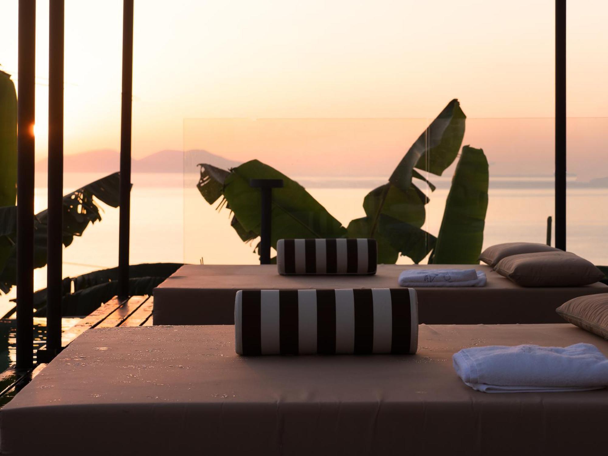 Nobus Hotel & Spa Vlorë Extérieur photo
